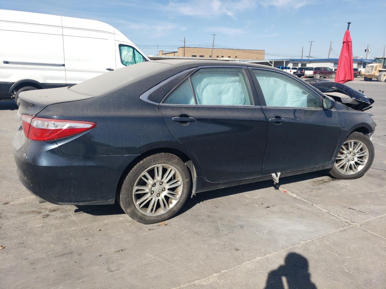 2015 Toyota Camry Le VIN: 4T4BF1FK2FR450161 Lot: 77686444