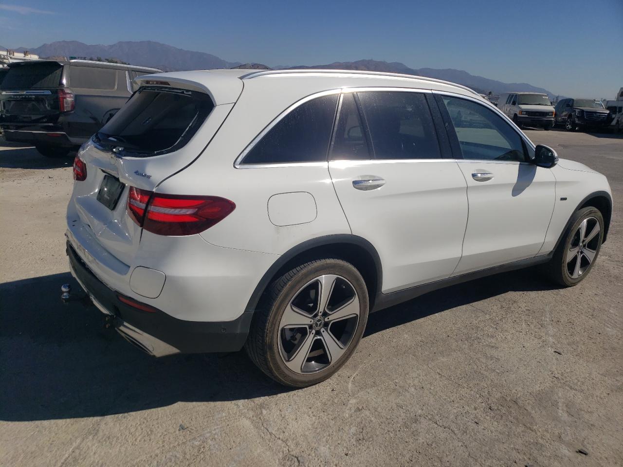 2019 Mercedes-Benz GLC - Image 3