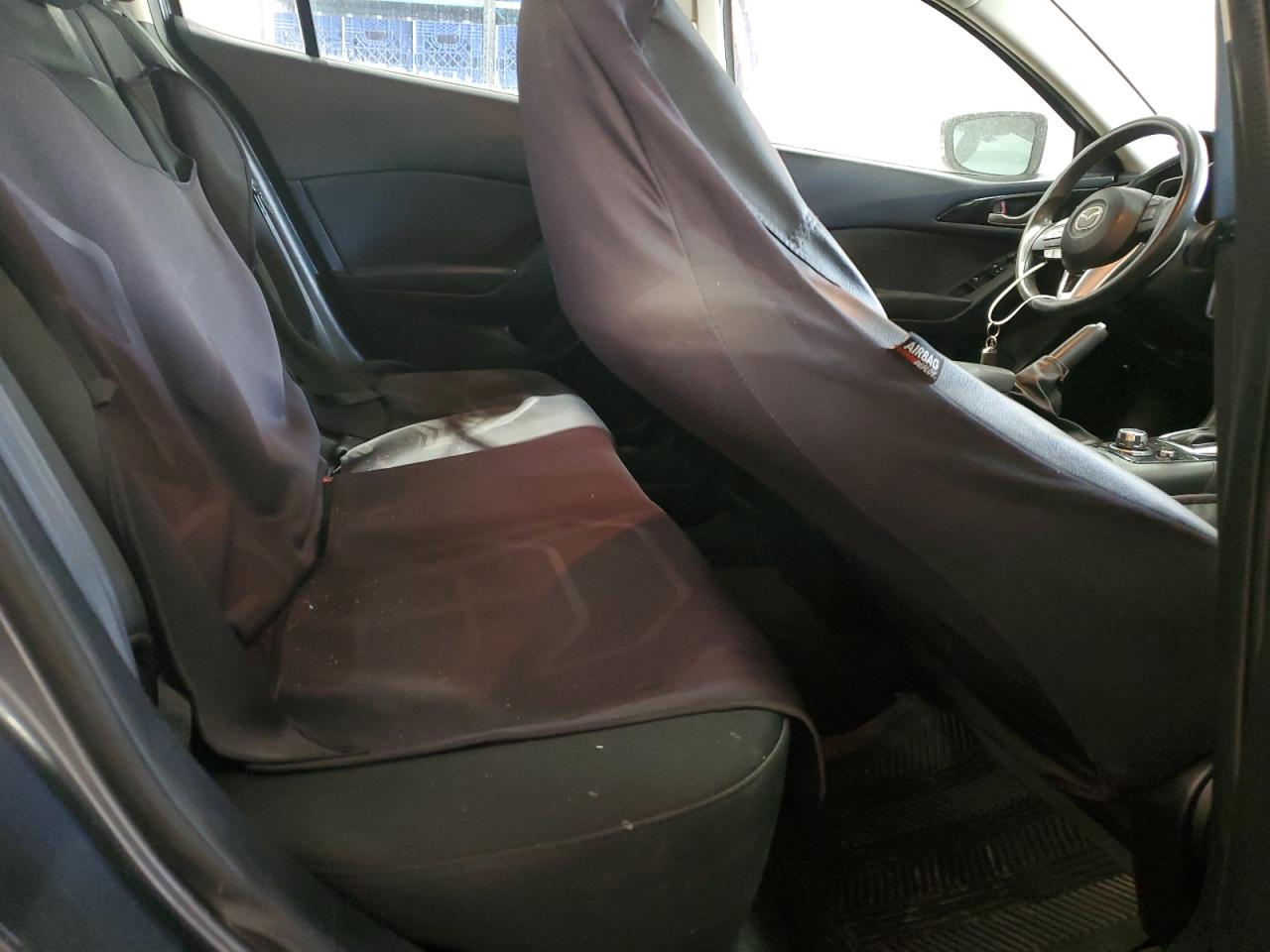 2016 Mazda 3 - Image 10