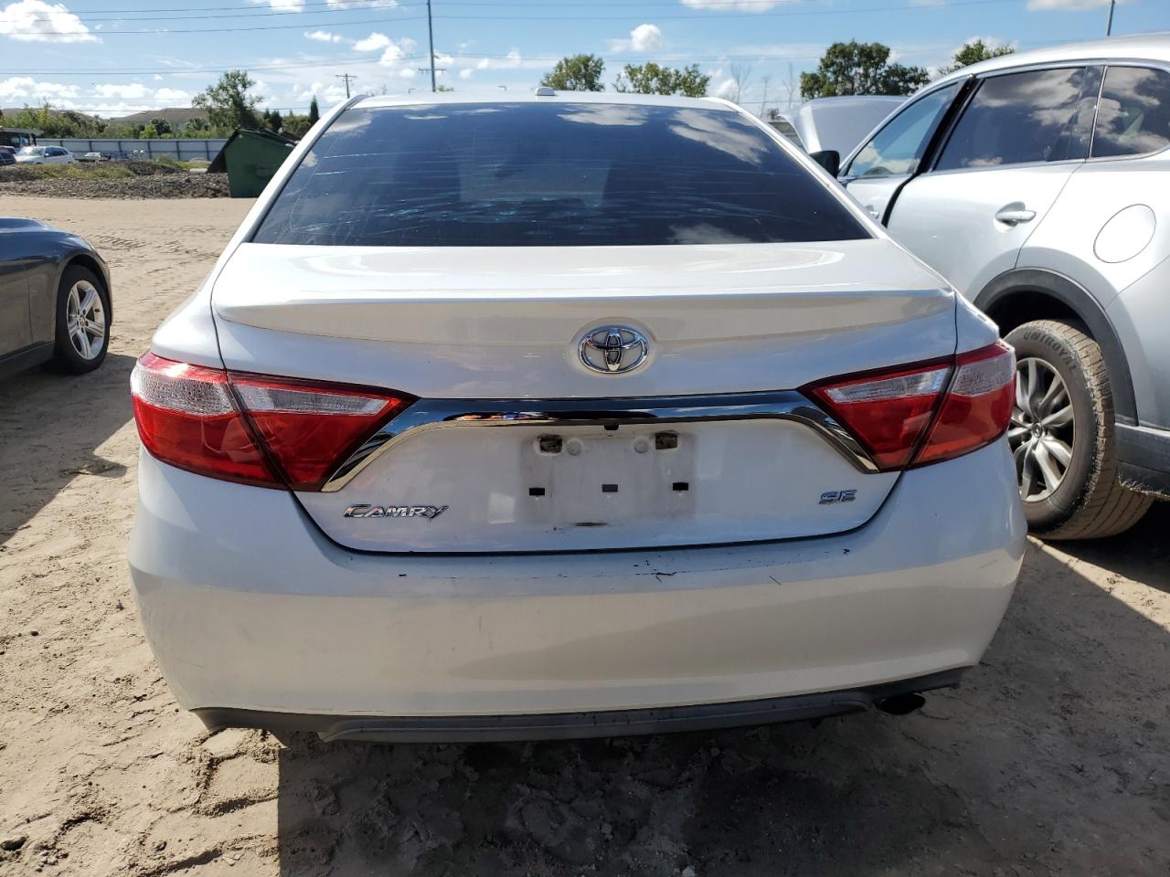 4T1BF1FK9GU206745 2016 Toyota Camry Le