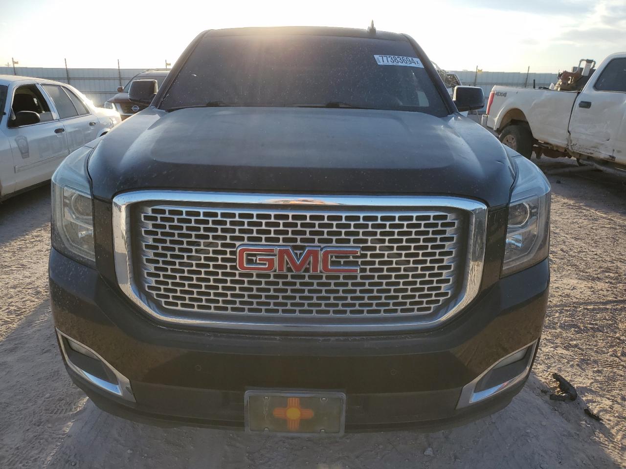 2016 GMC Yukon - Image 5