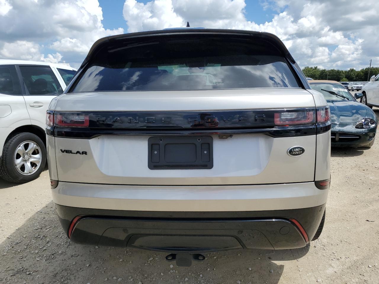 2019 Land Rover Range Rover Velar R-Dynamic Se VIN: SALYL2EX9KA232257 Lot: 74085904