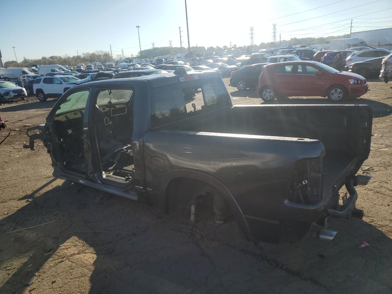 2019 RAM 1500 - Image 2