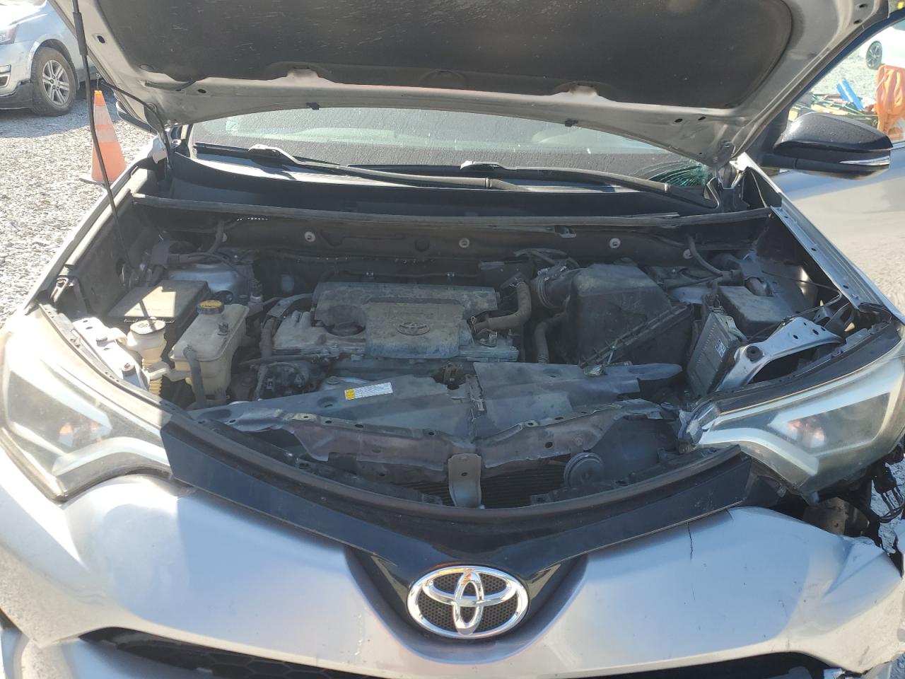 2016 Toyota RAV 4 - Image 12