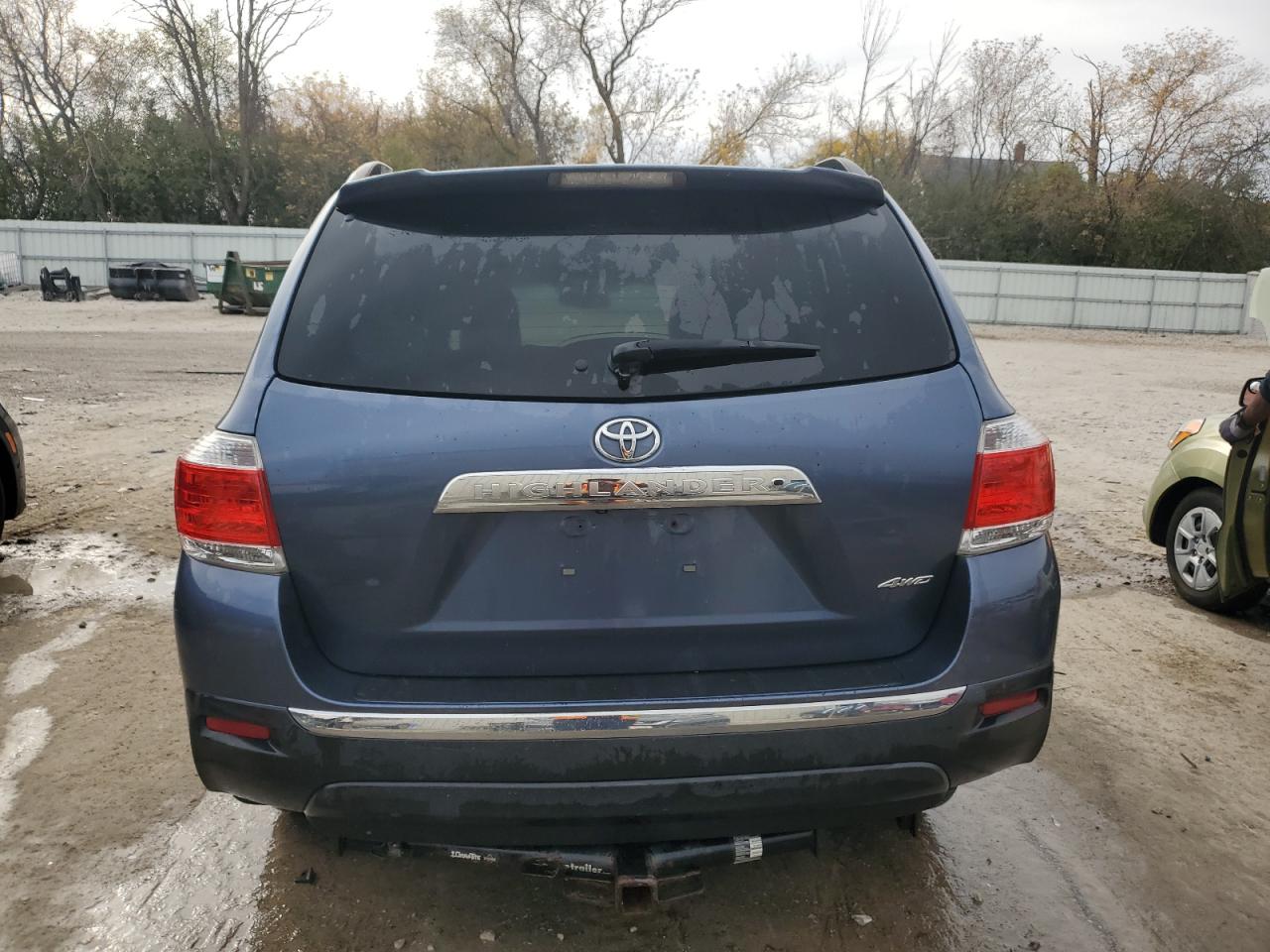 2013 Toyota Highlander Base VIN: 5TDBK3EH9DS263657 Lot: 75621514