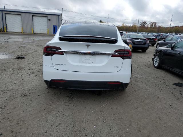  TESLA MODEL X 2018 Белый