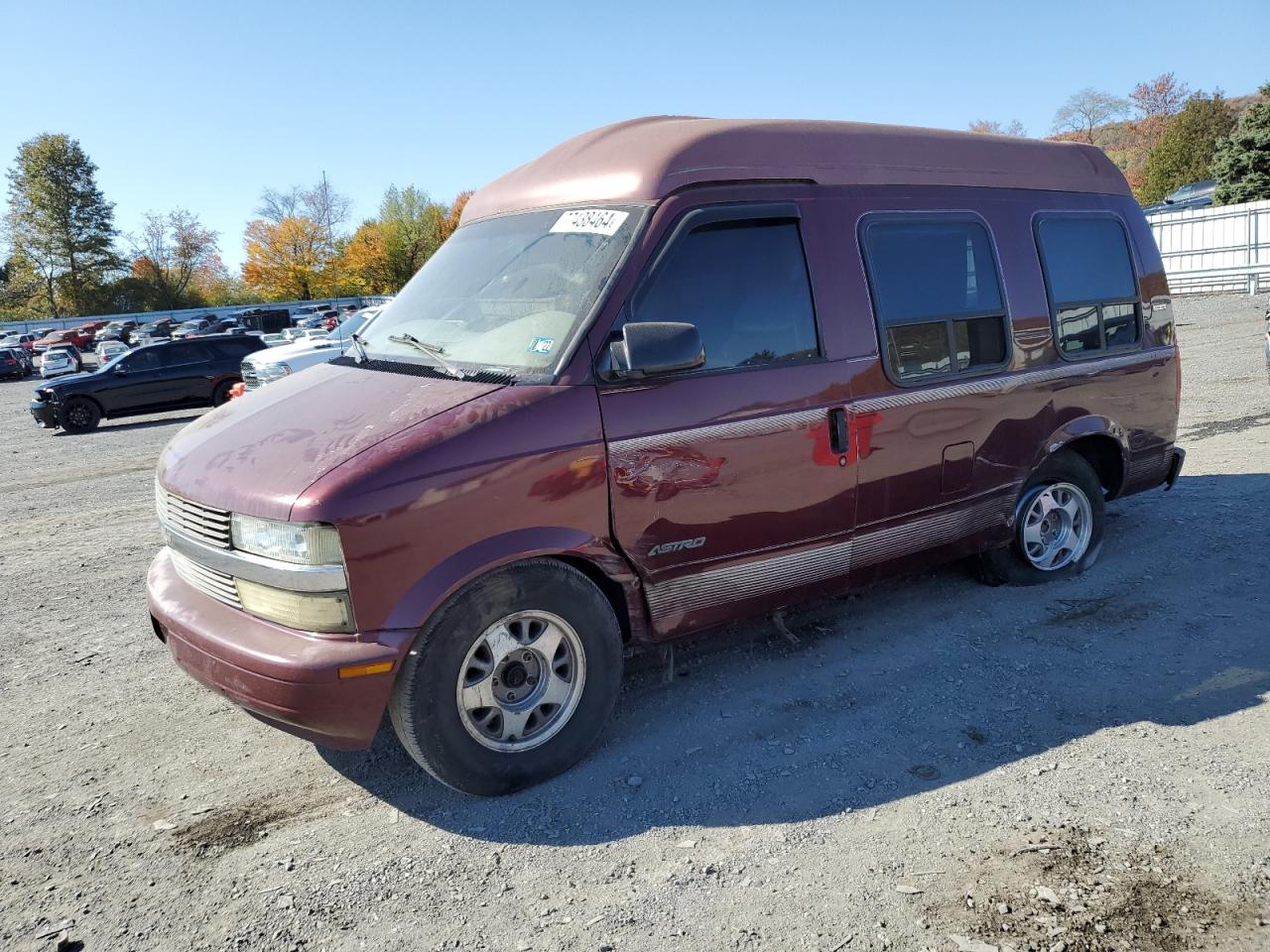 2002 Chevrolet Astro - Image 1
