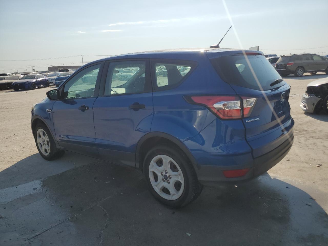 2017 Ford Escape - Image 2