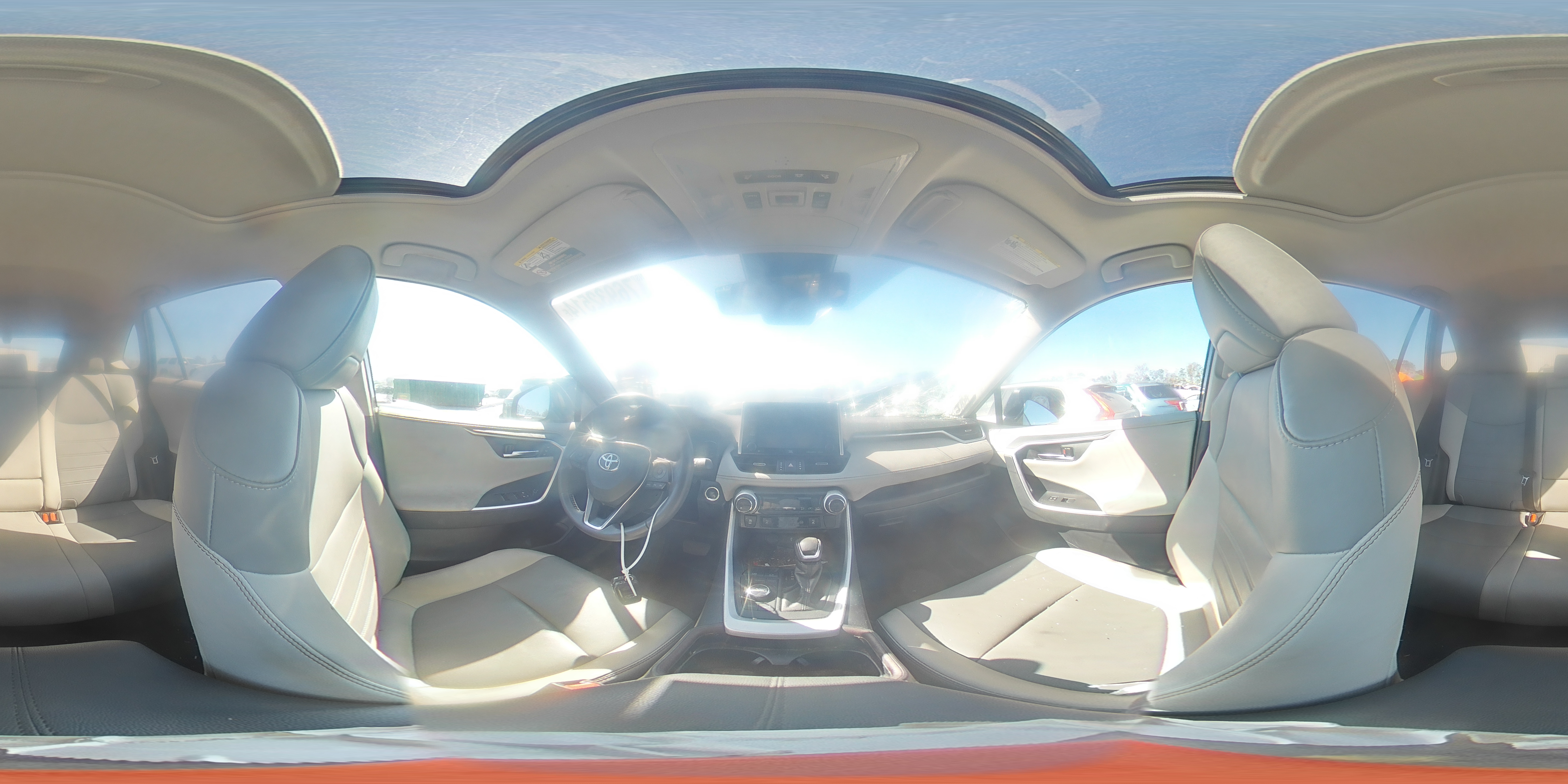 2021 Toyota RAV 4 - Image 14