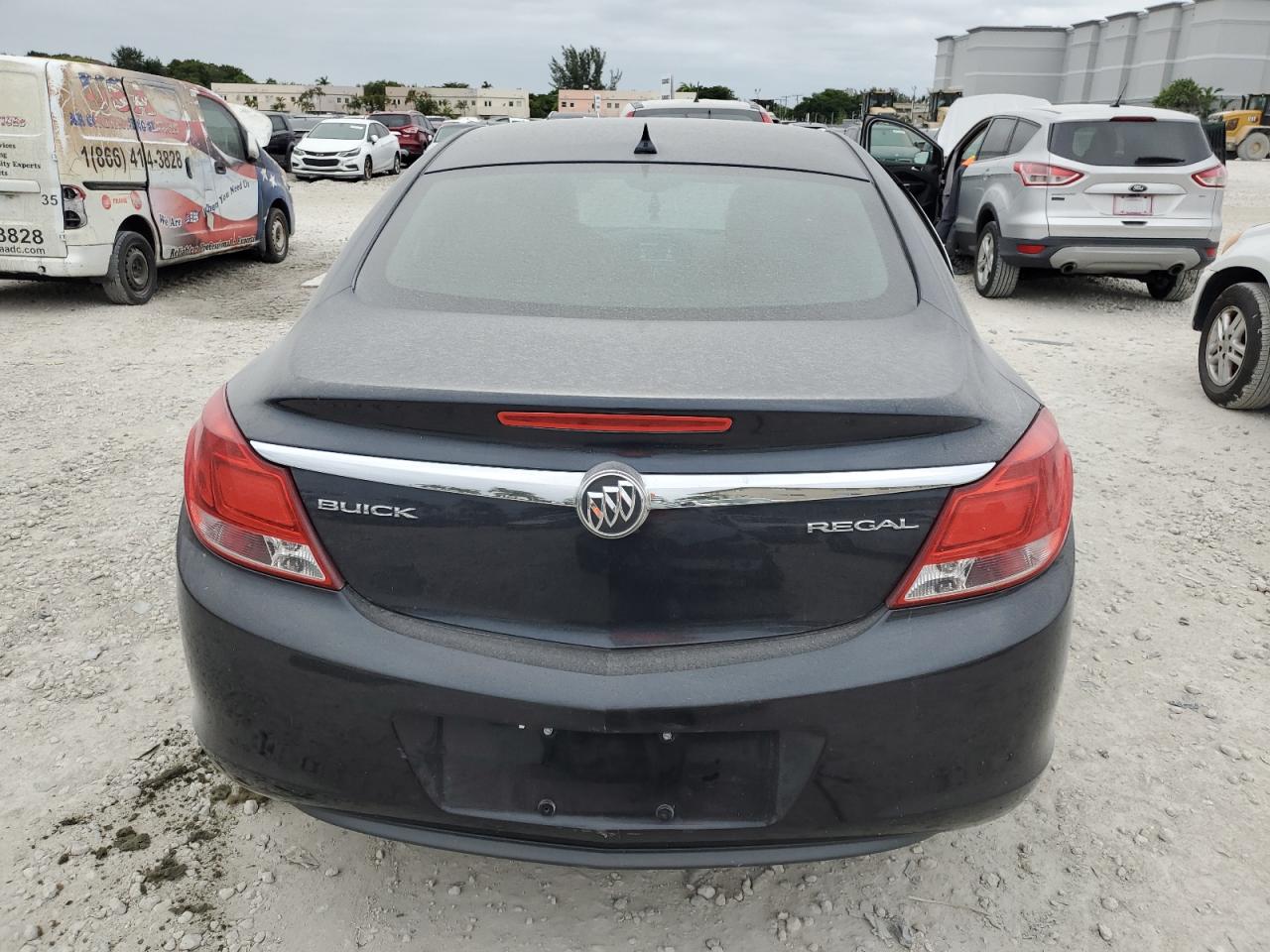 2013 Buick Regal - Image 6