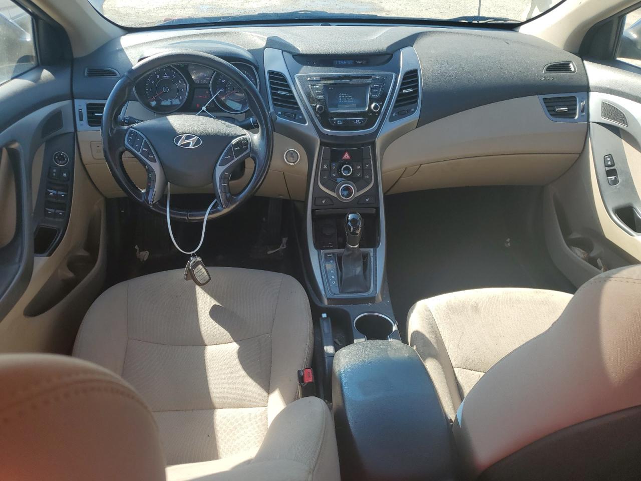 2016 Hyundai Elantra - Image 8