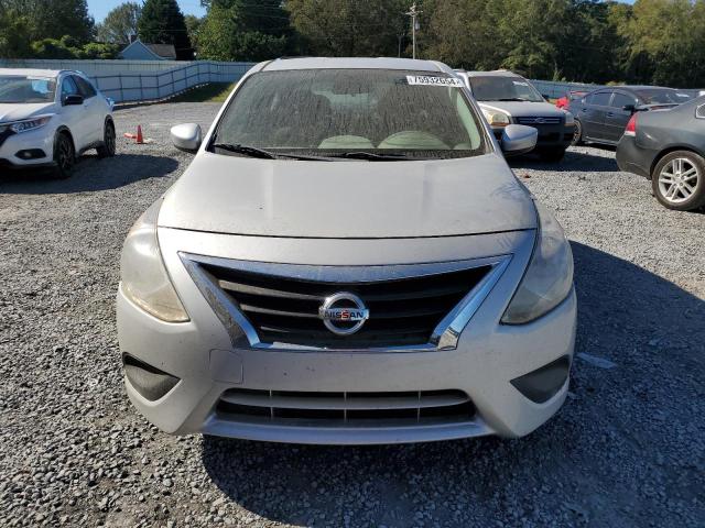  NISSAN VERSA 2018 Silver