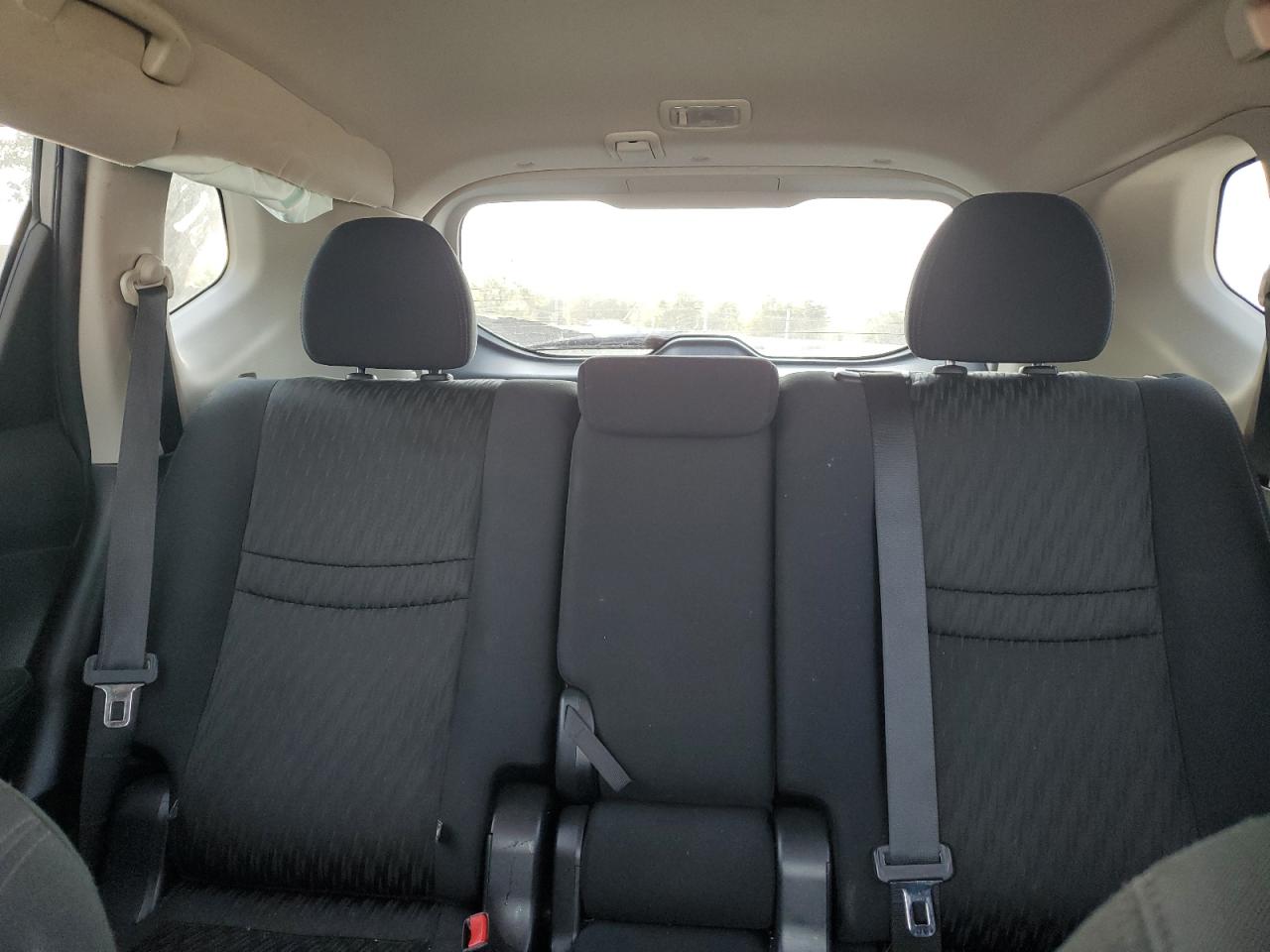 2017 Nissan Rogue - Image 10