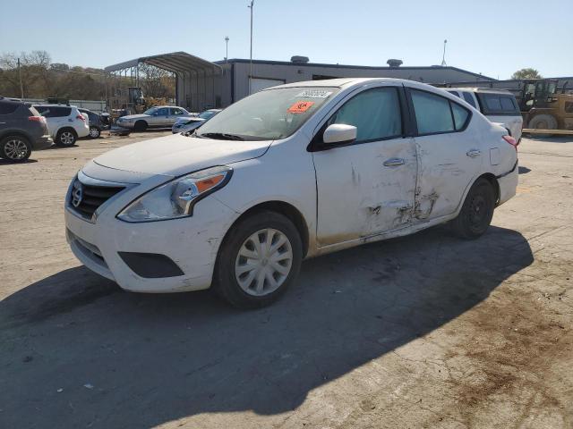  NISSAN VERSA 2019 Белый