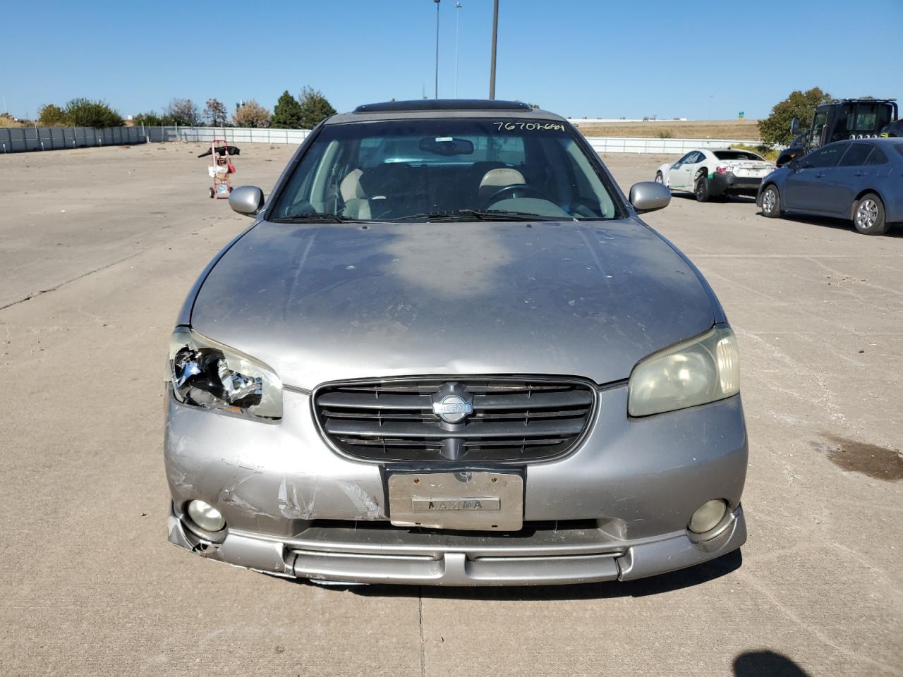 2001 Nissan Maxima - Image 5