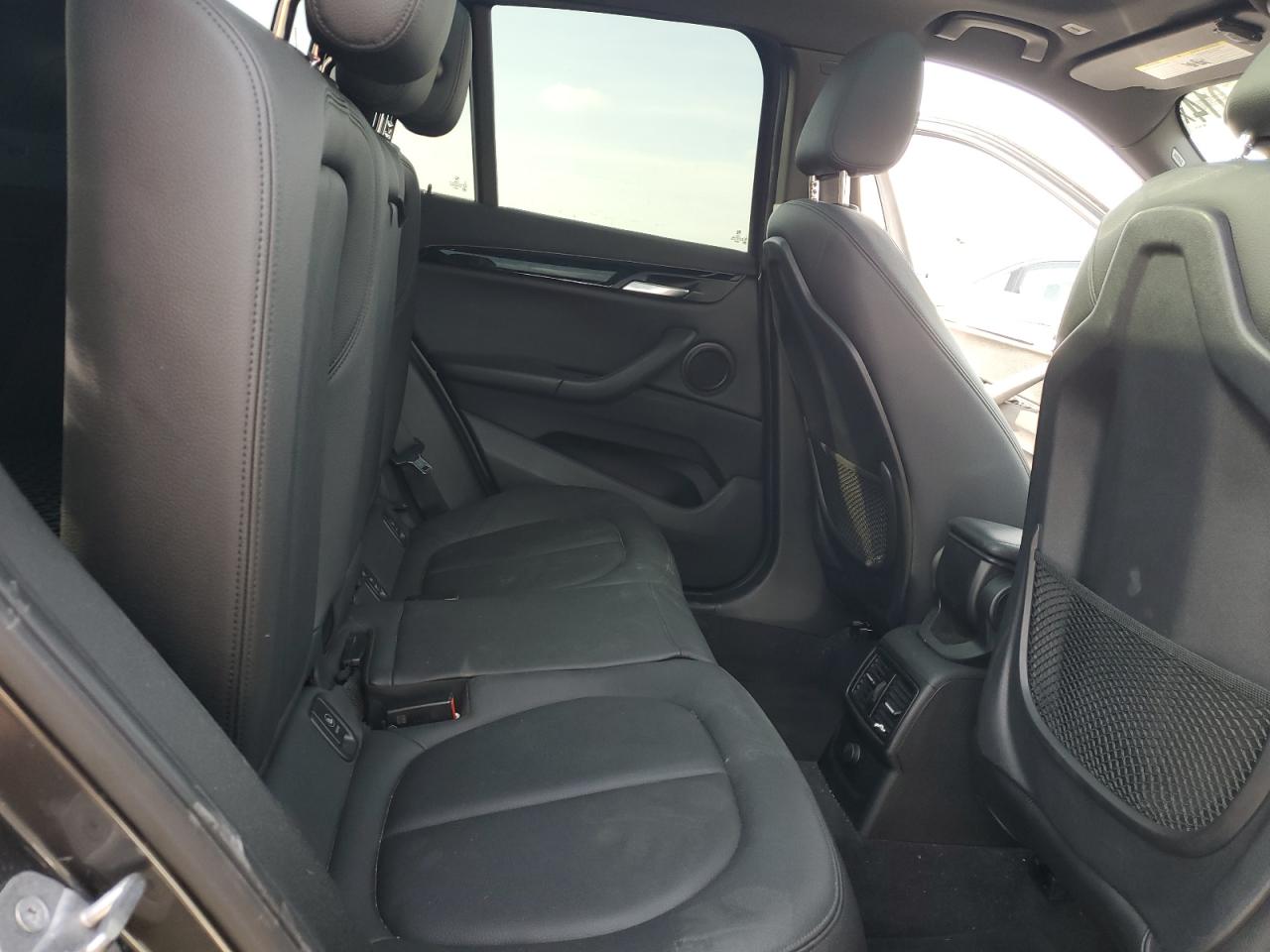 2016 BMW X1 - Image 11