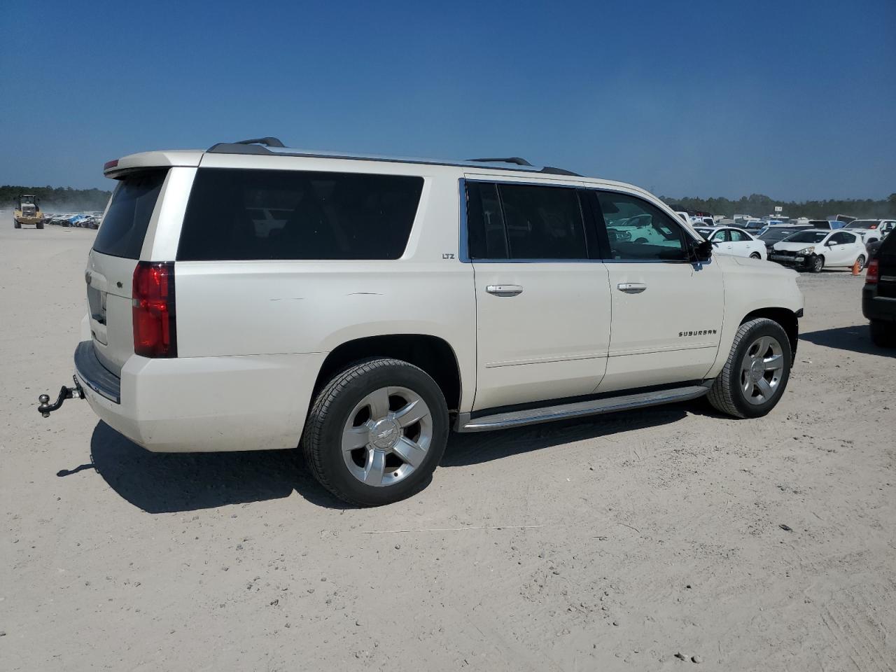 2015 Chevrolet Suburban C1500 Ltz VIN: 1GNSCKKC2FR138900 Lot: 75756564