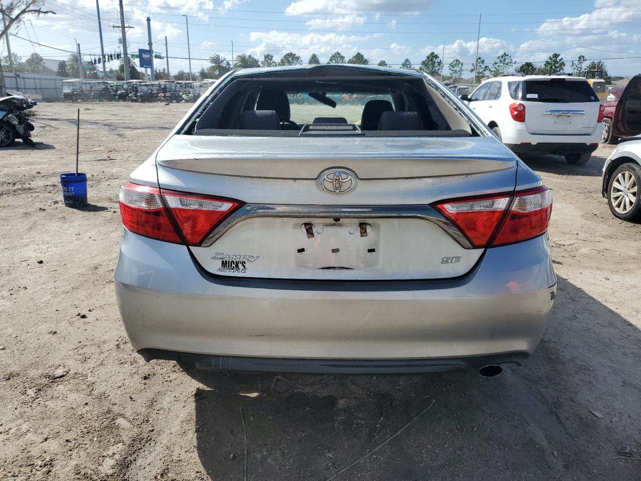 VIN 4T1BF1FK5GU593942 2016 TOYOTA CAMRY no.6