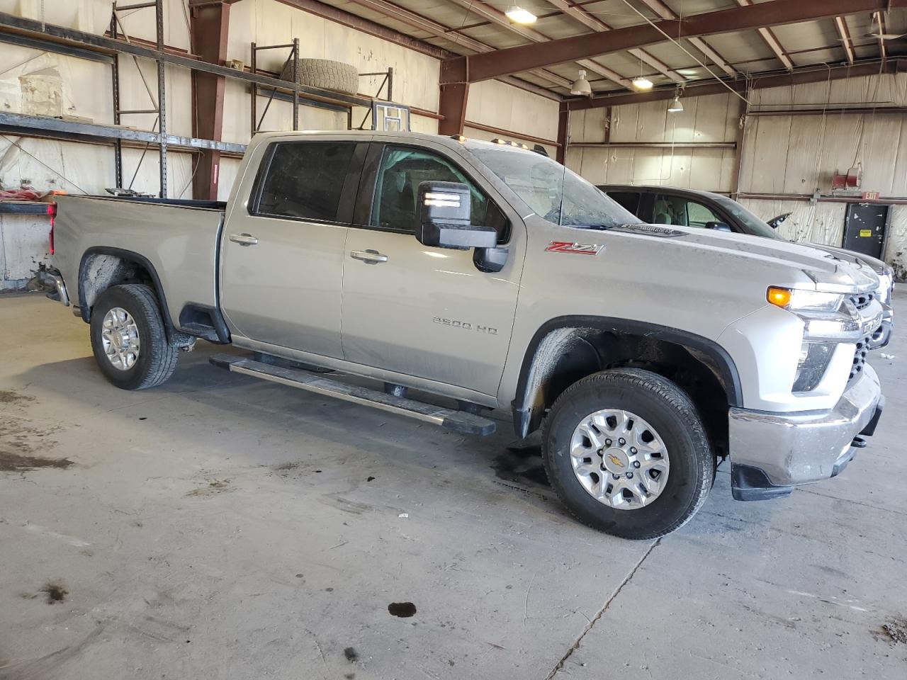 2022 Chevrolet Silverado - Image 4