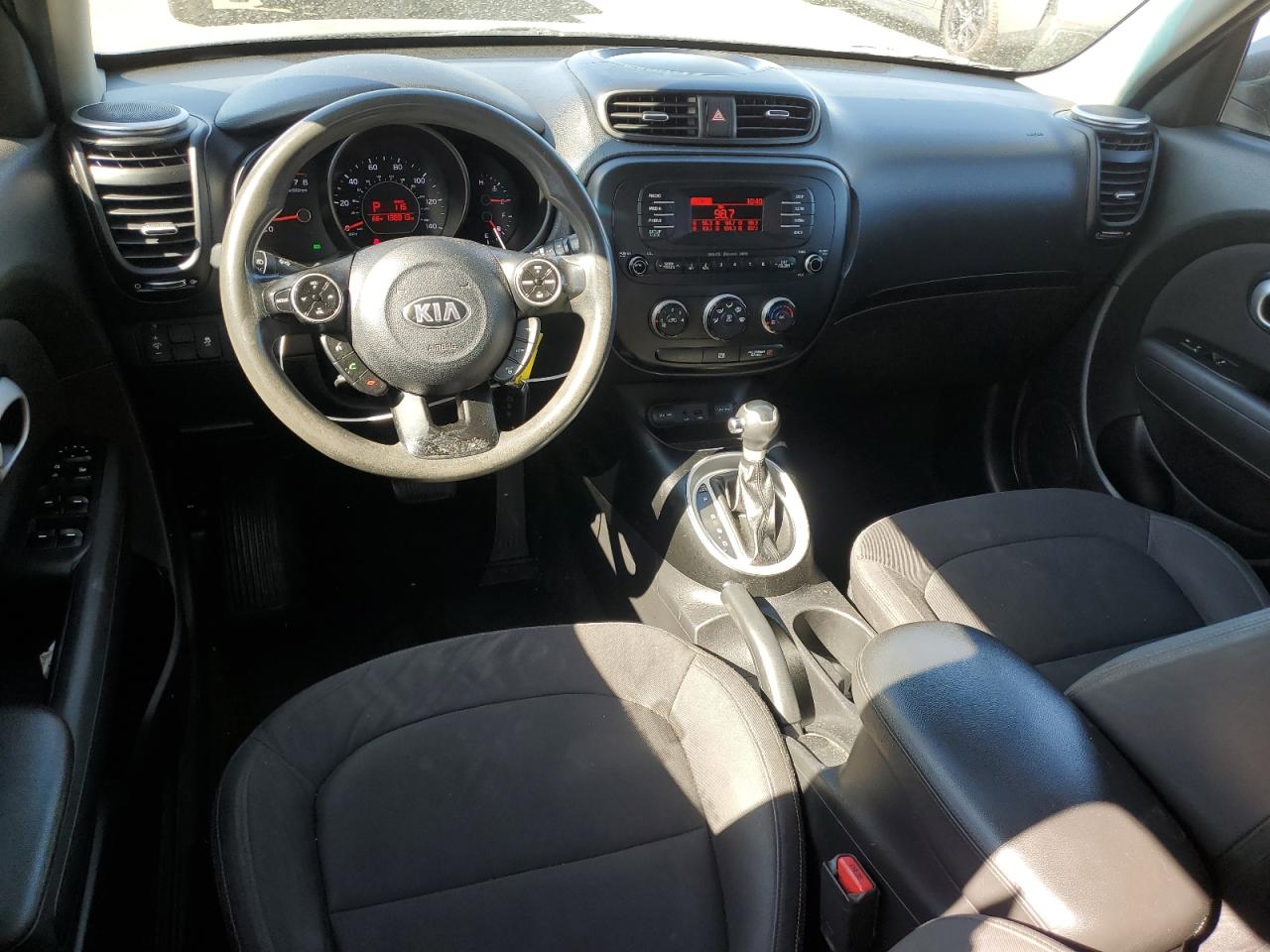 2015 Kia Soul VIN: KNDJN2A28F7134112 Lot: 77158364