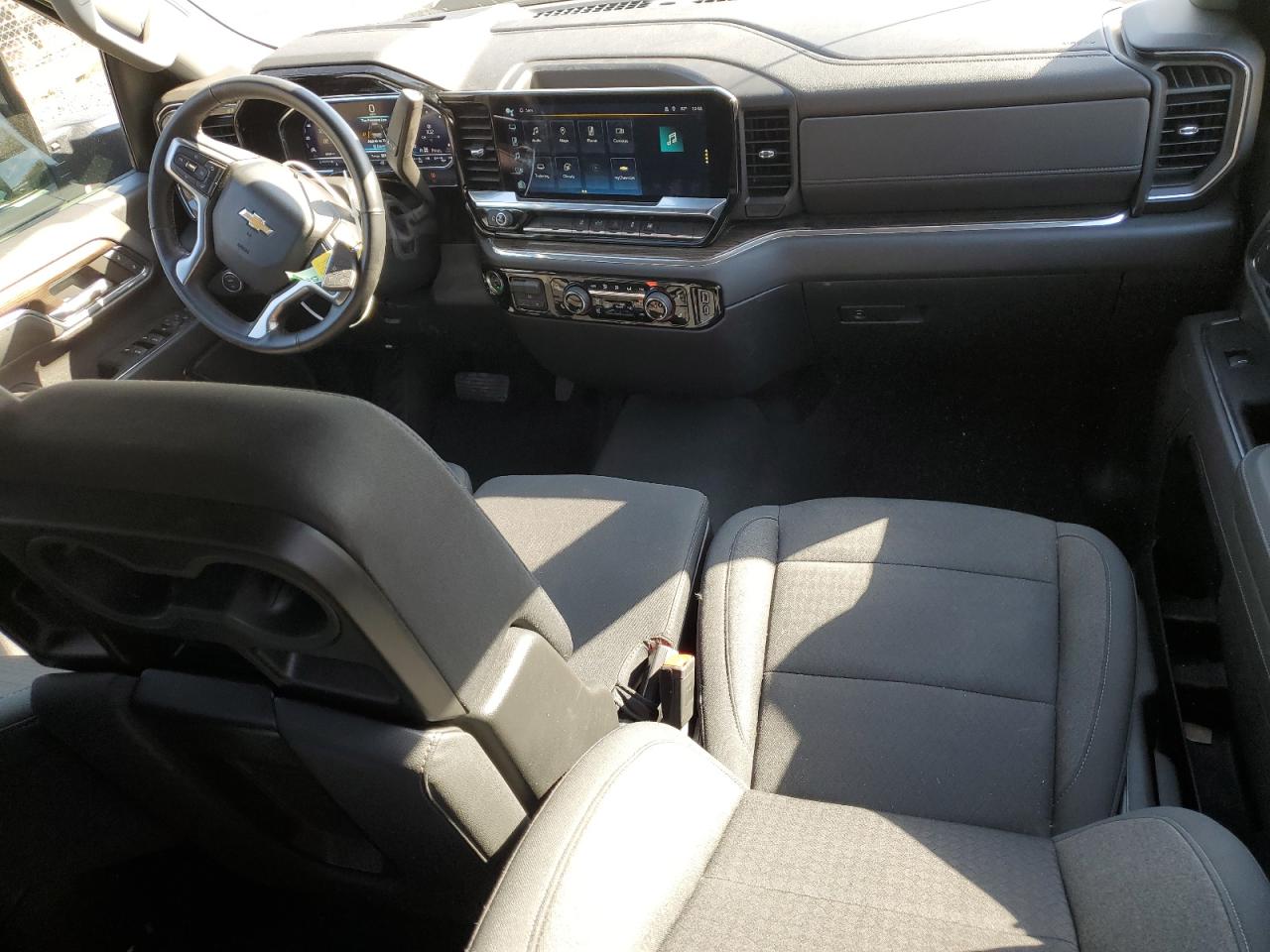 2024 Chevrolet Silverado - Image 8