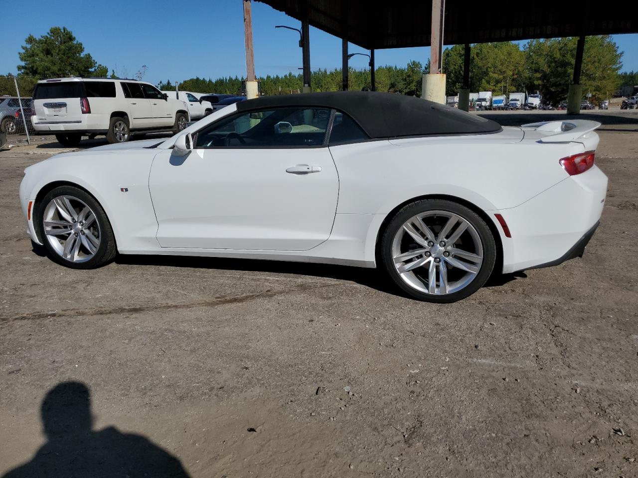 2016 Chevrolet Camaro - Image 2