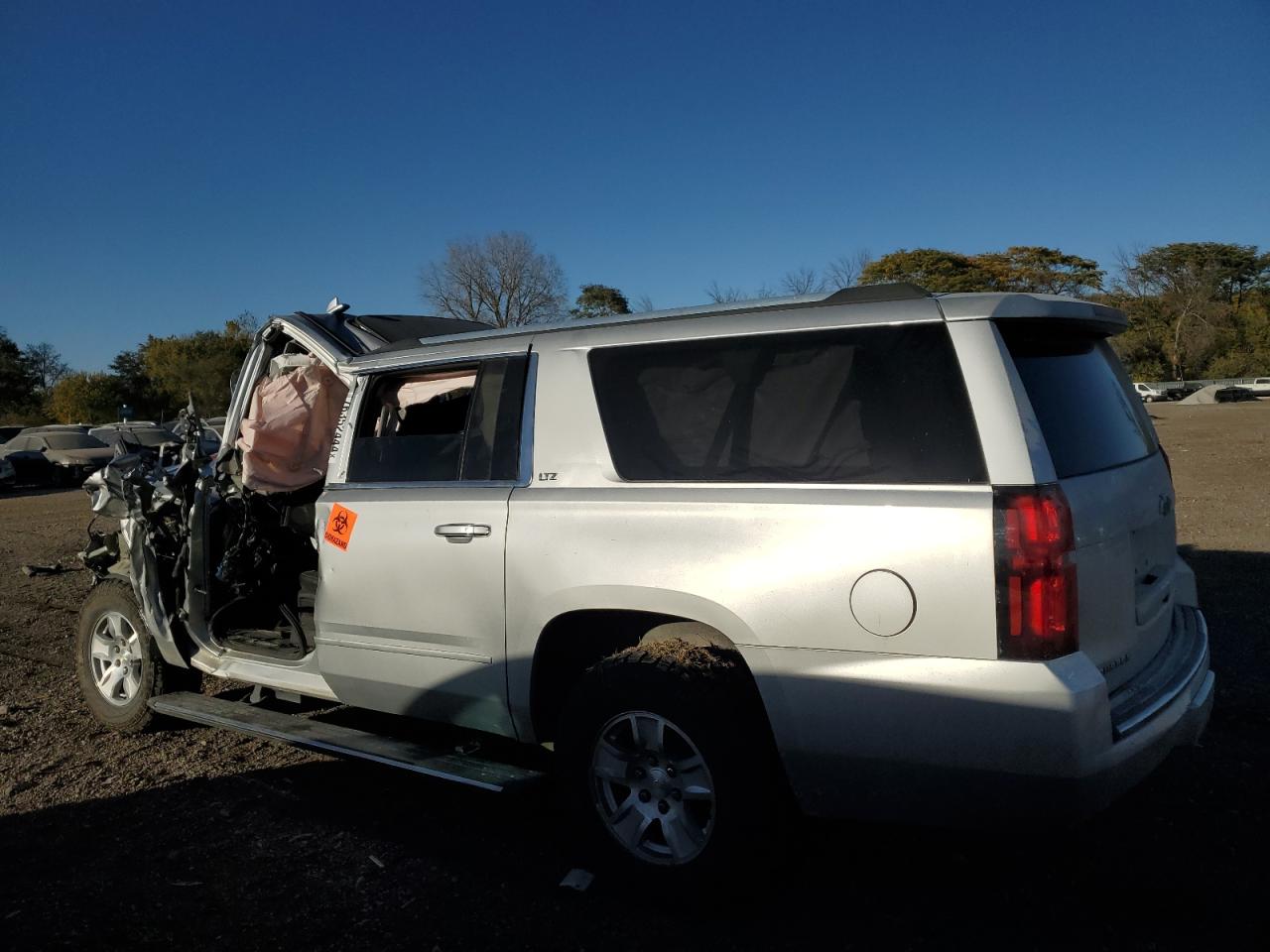 2015 Chevrolet Suburban - Image 2