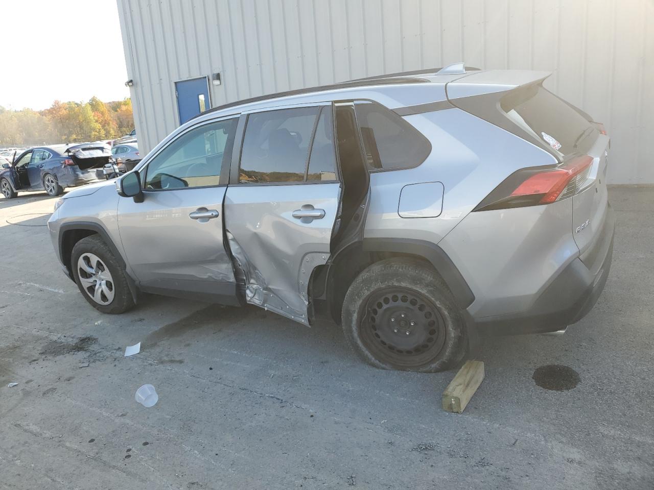 2019 Toyota RAV 4 - Image 2