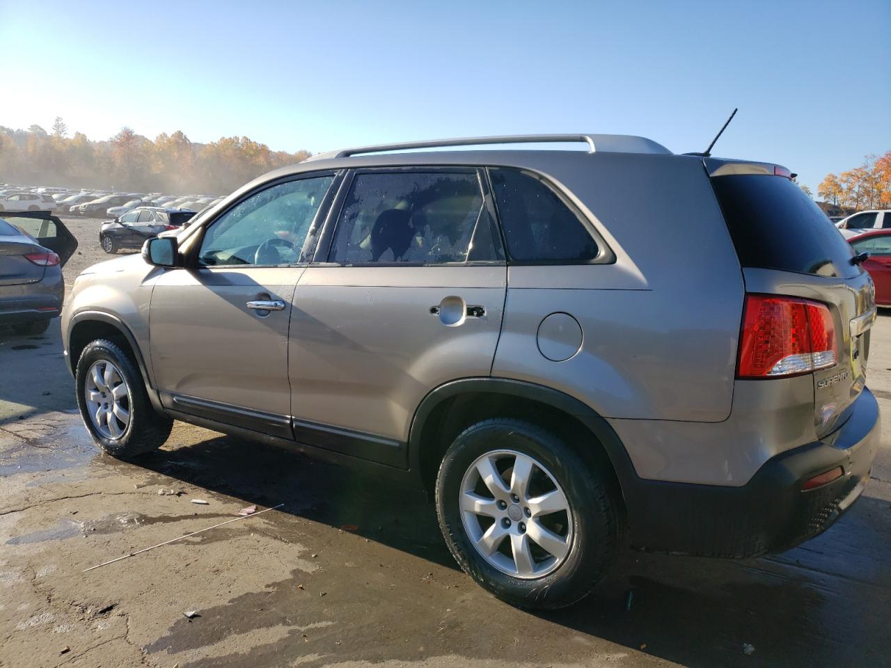 2012 Kia Sorento - Image 2