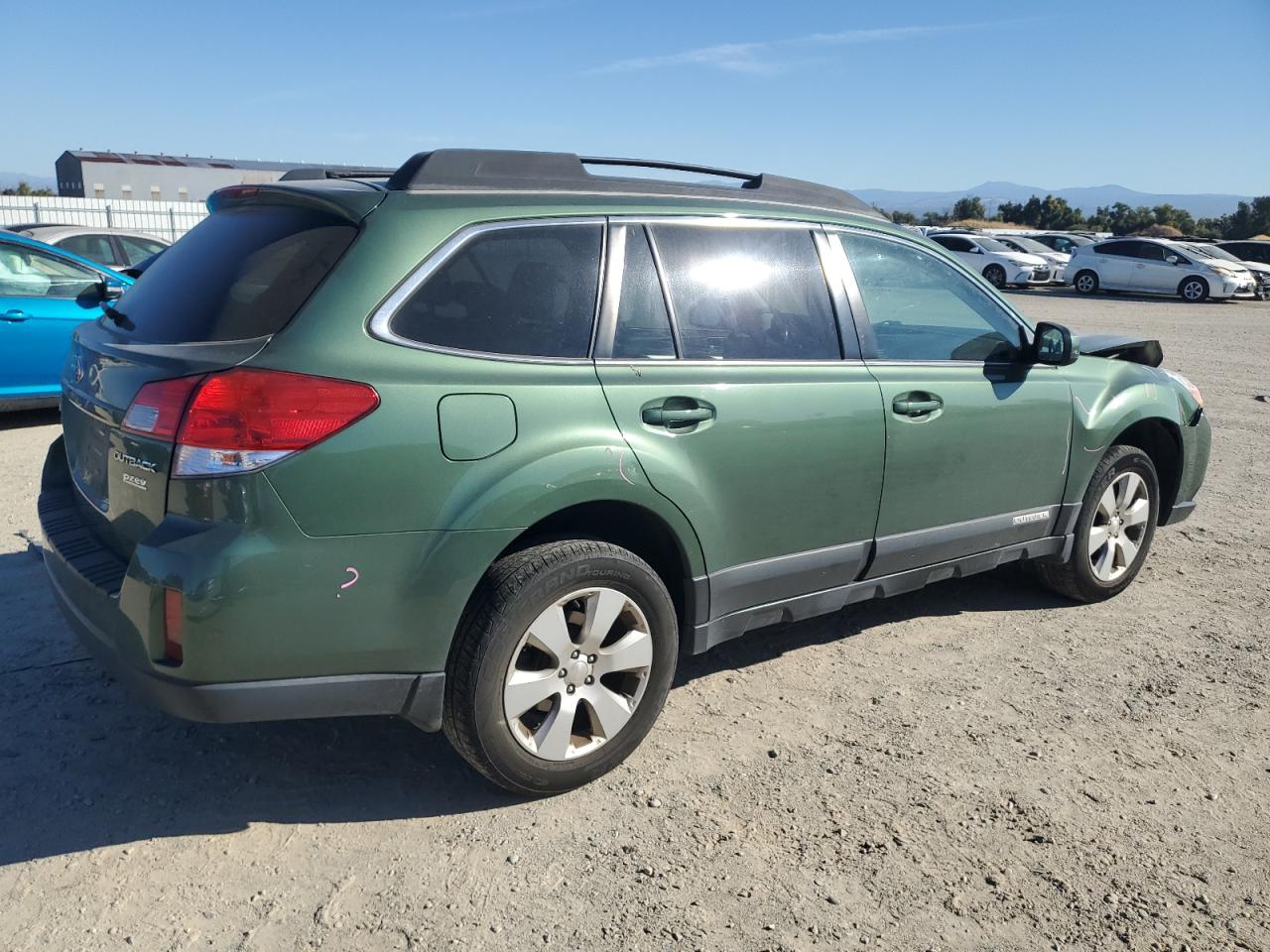 2011 Subaru Outback - Image 3