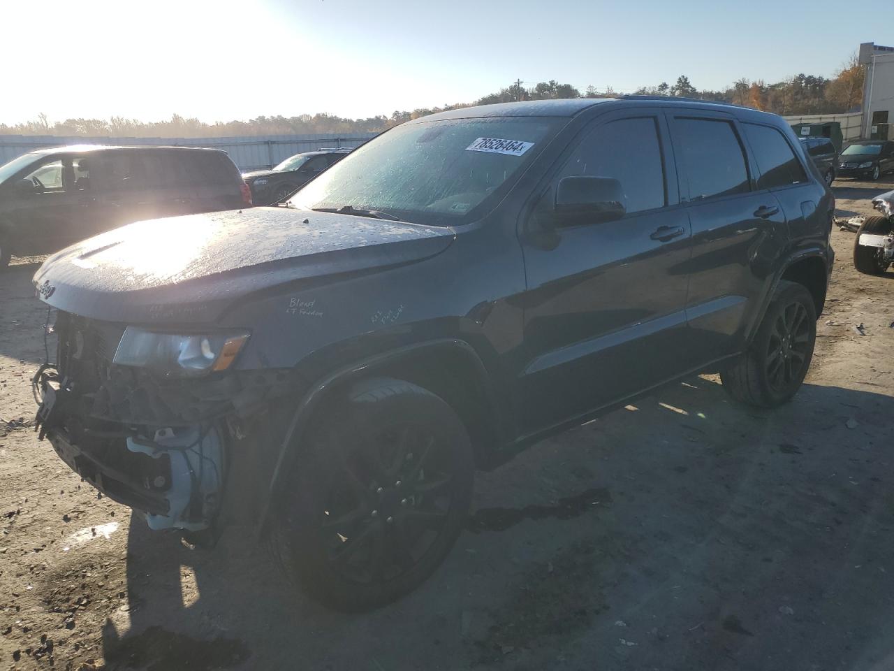 2018 Jeep Grand Cherokee - Image 1