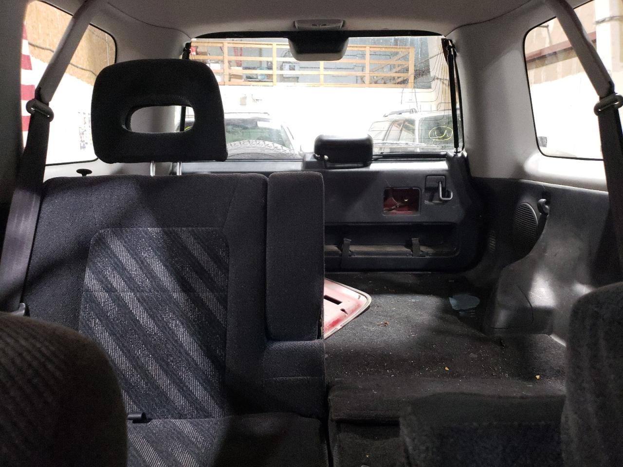 2000 Honda Cr-V Lx VIN: JHLRD1740YC024385 Lot: 78235834