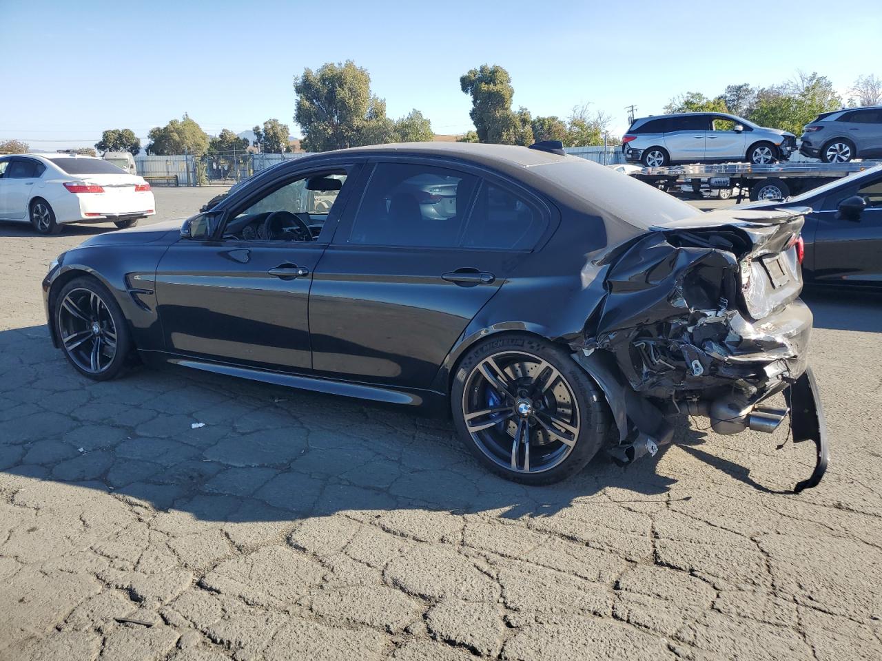 WBS8M9C50H5G83640 2017 BMW M3 - Image 2