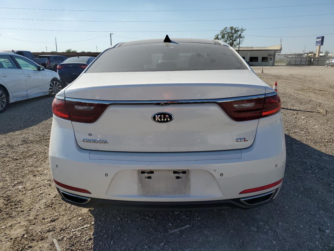 2017 Kia Cadenza Premium VIN: KNALC4J14H5061186 Lot: 74087144