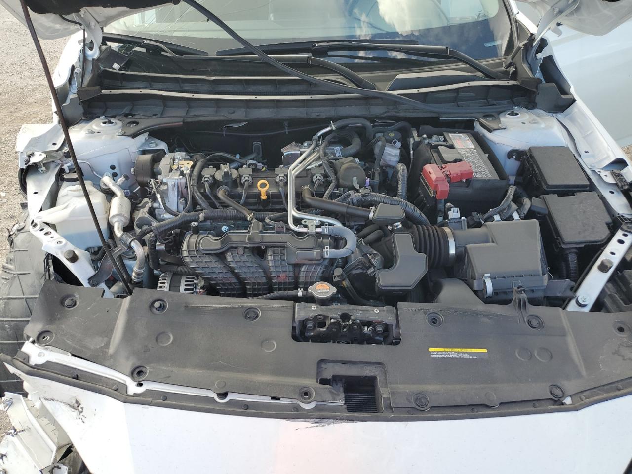 2024 Nissan Altima - Image 12