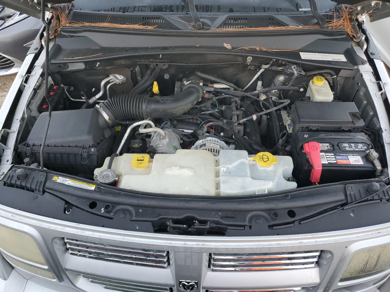 2011 Dodge Nitro - Image 12