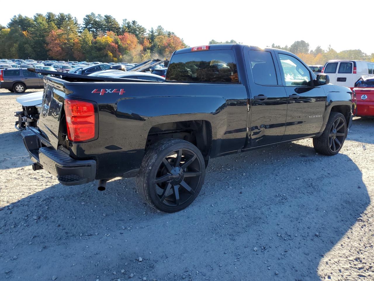 2018 Chevrolet Silverado - Image 3