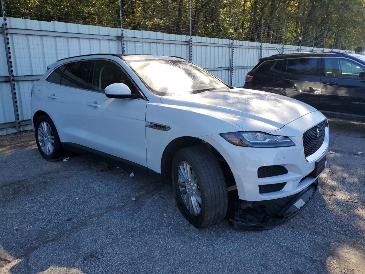2018 Jaguar F-Pace - Image 4