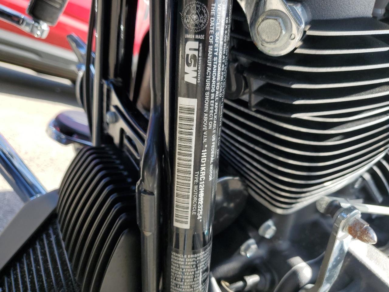 2017 Harley-Davidson Flhxs Street Glide Special VIN: 1HD1KRC12HB623254 Lot: 75120034