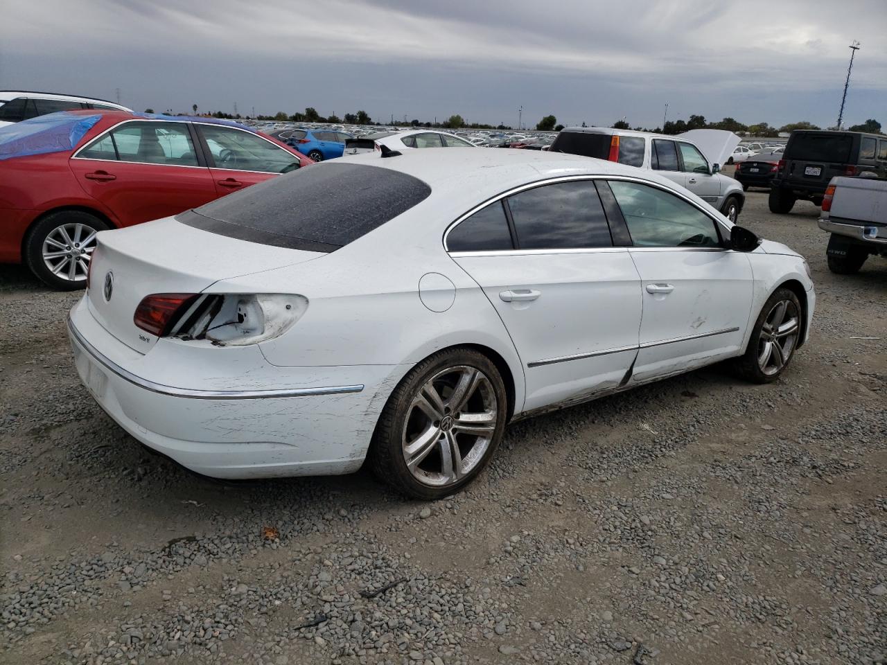 2015 Volkswagen Passat CC - Image 3