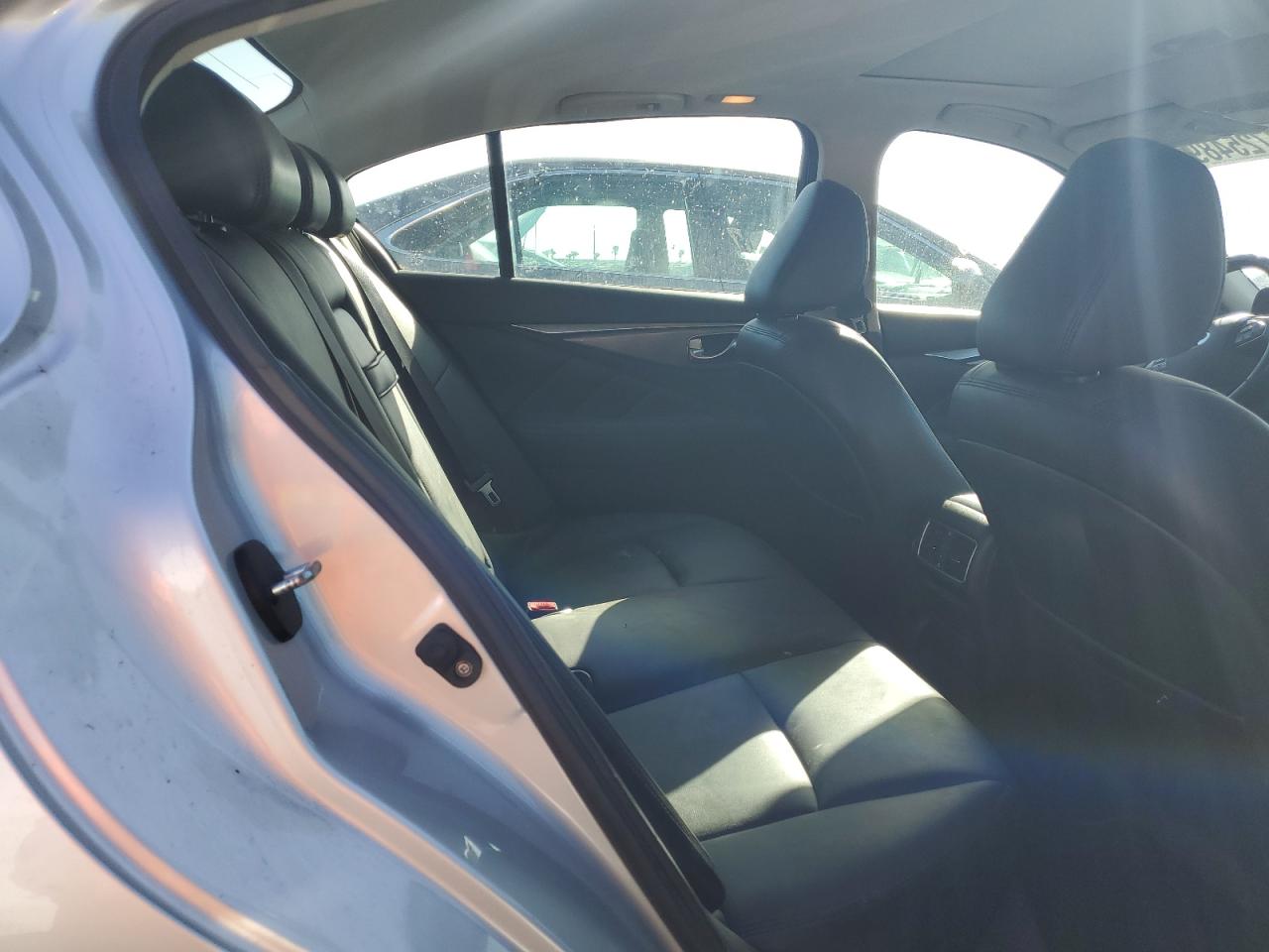 2017 Infiniti Q50 - Image 10