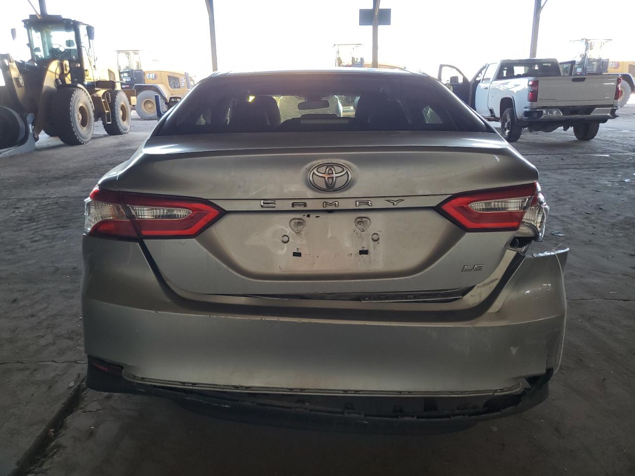 JTNB11HK7J3014488 2018 Toyota Camry L