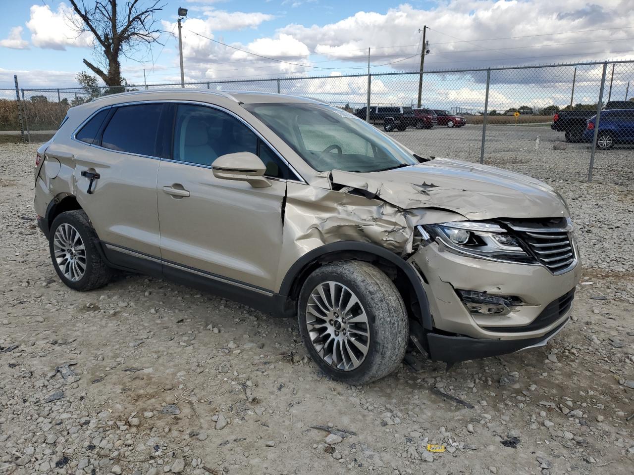 2017 Lincoln MKC - Image 4