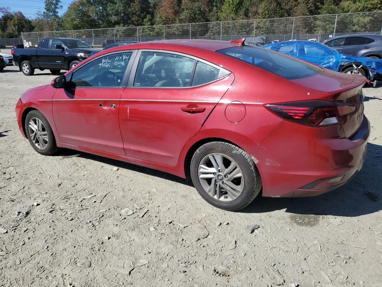 2020 Hyundai Elantra - Image 2