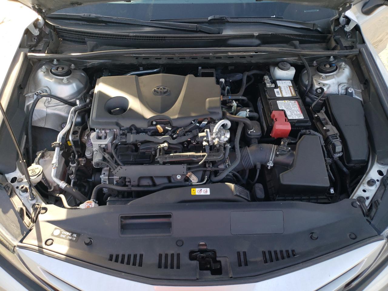 2022 Toyota Camry - Image 11