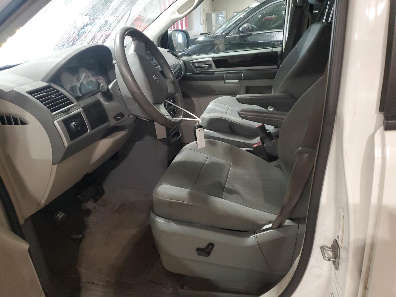 2010 Dodge Grand Caravan Sxt VIN: 2D4RN5D15AR484637 Lot: 74756154