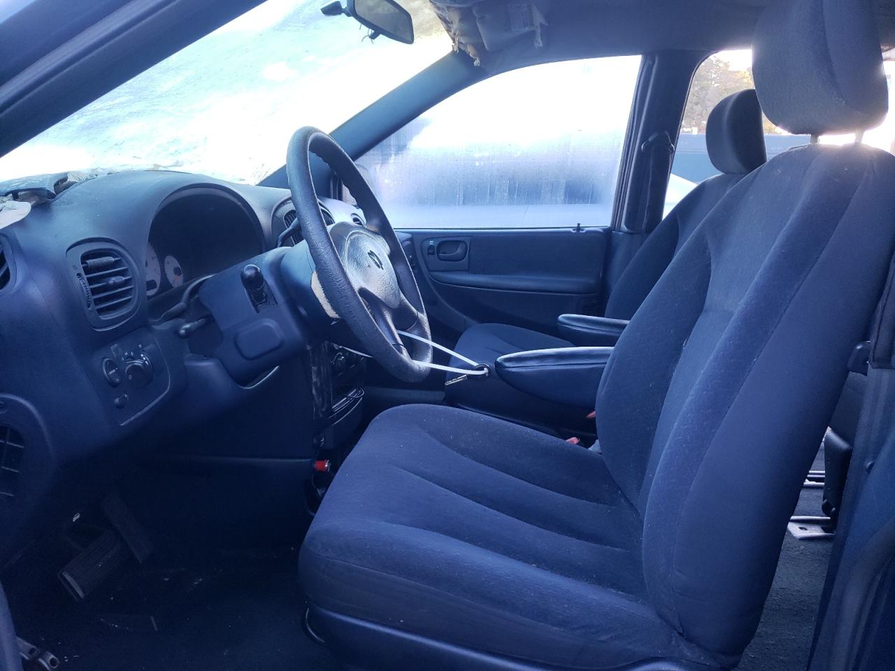 2001 Dodge Caravan - Image 7