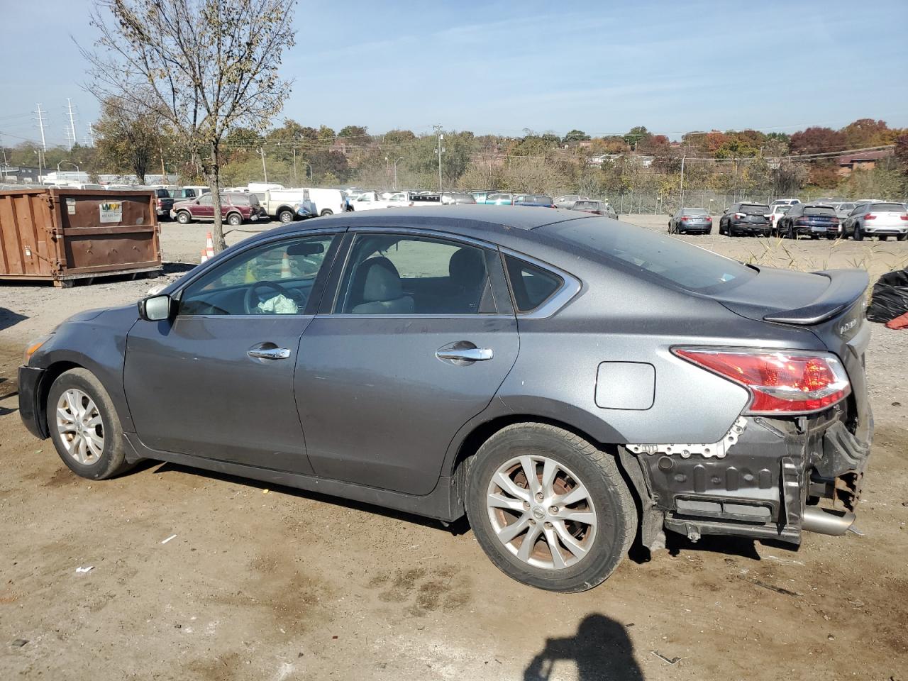 2014 Nissan Altima - Image 2