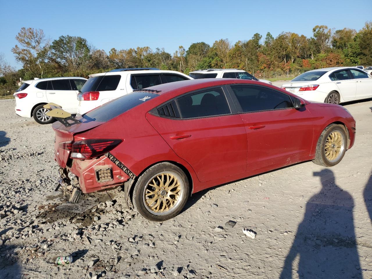 2019 Hyundai Elantra - Image 3
