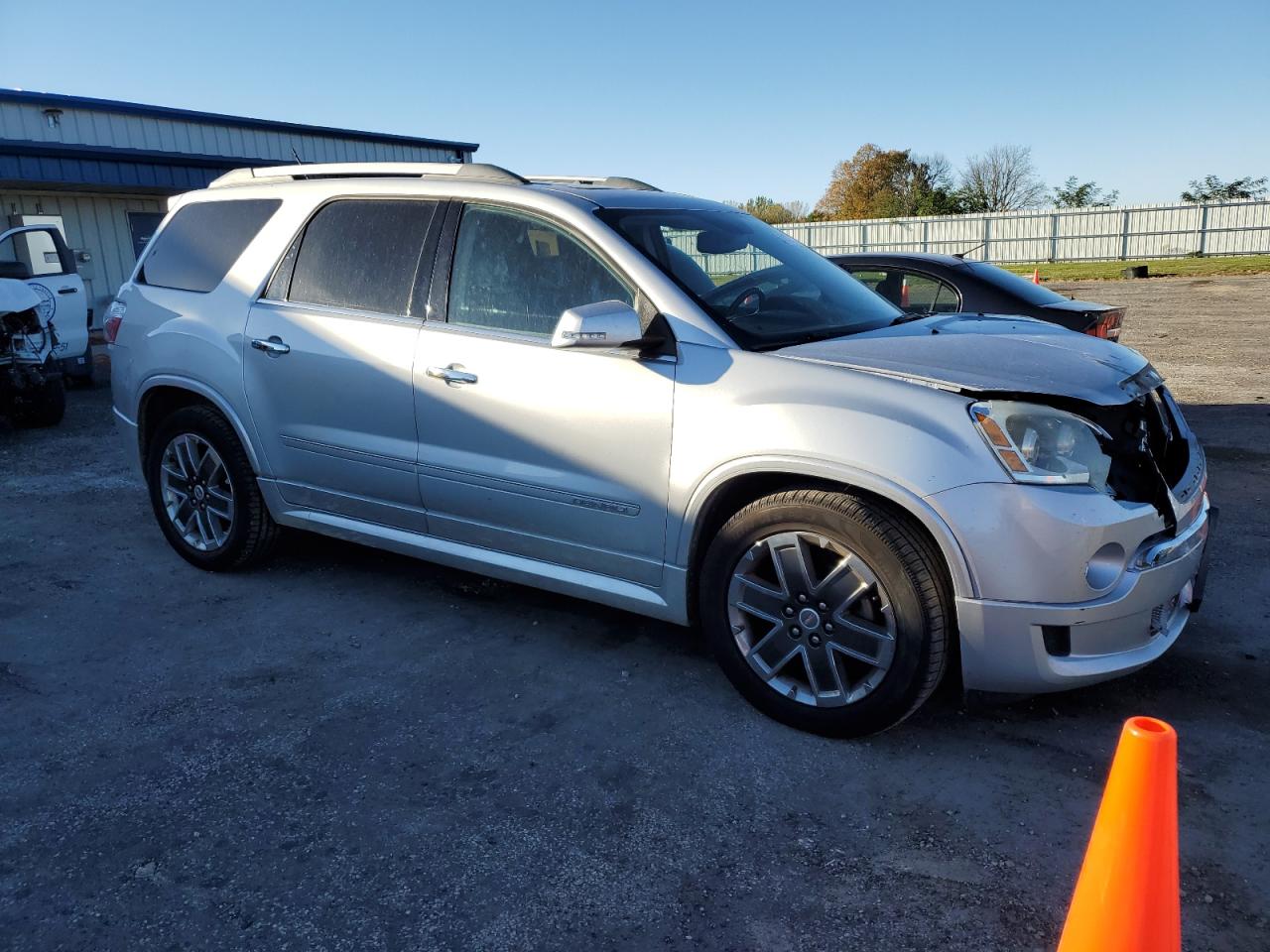 1GKKVTED9BJ379881 2011 GMC Acadia Denali